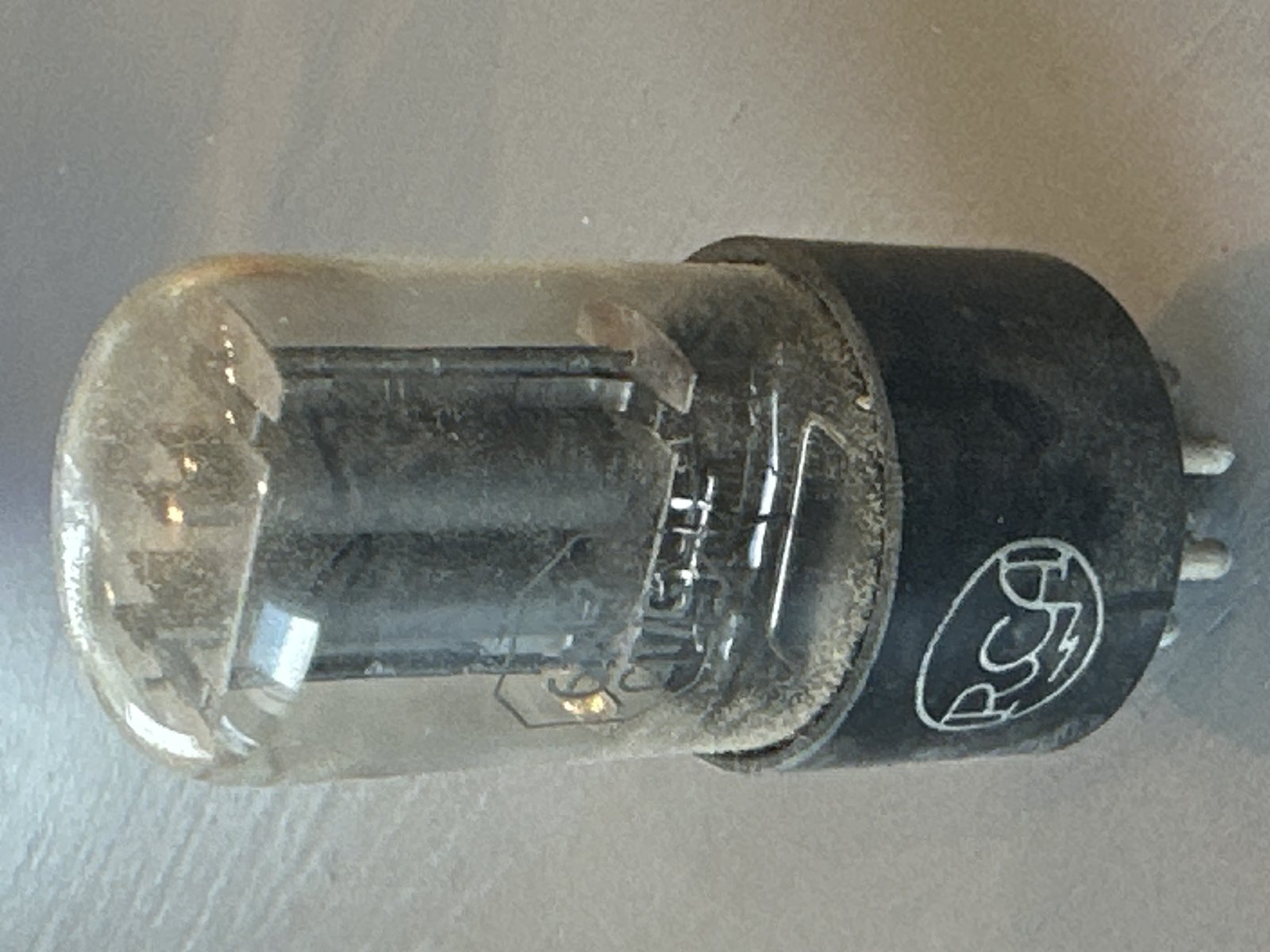 Tube foto