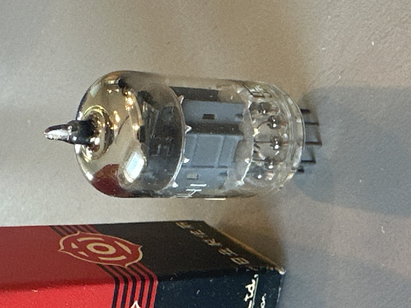 Tube foto